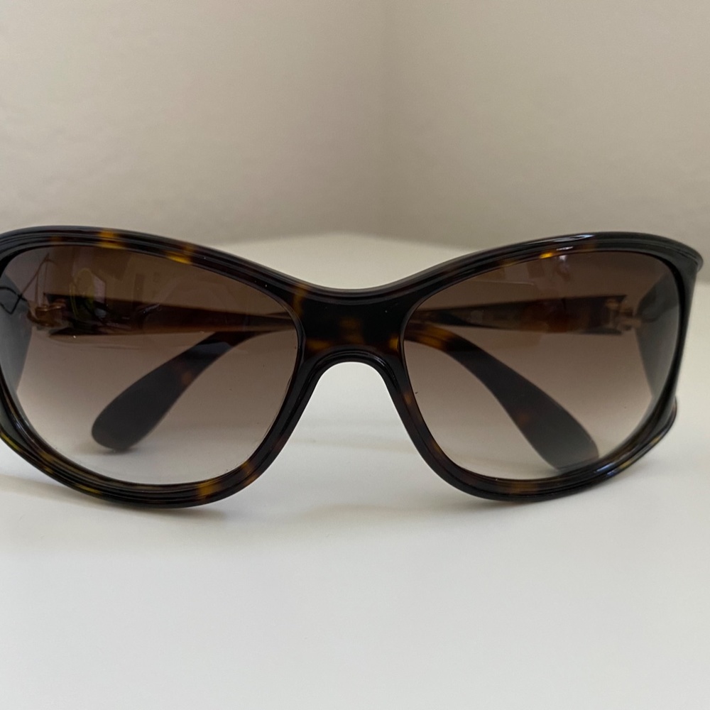 Marc by Marc Jacobs Women's Sunglasses with Case